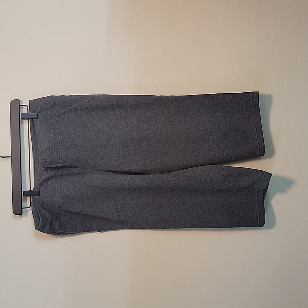Capri light weight workout or lounge pants